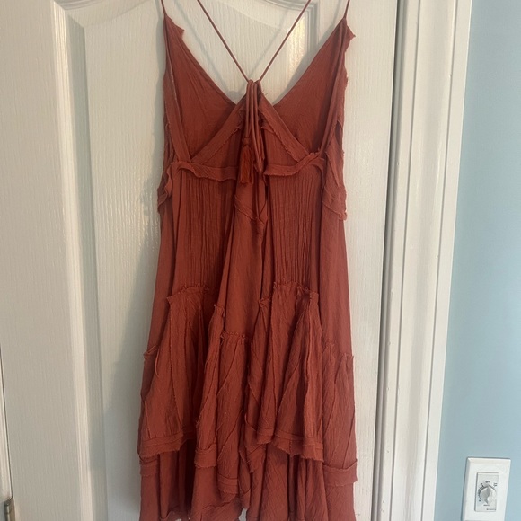 Dress - Picture 4 of 4